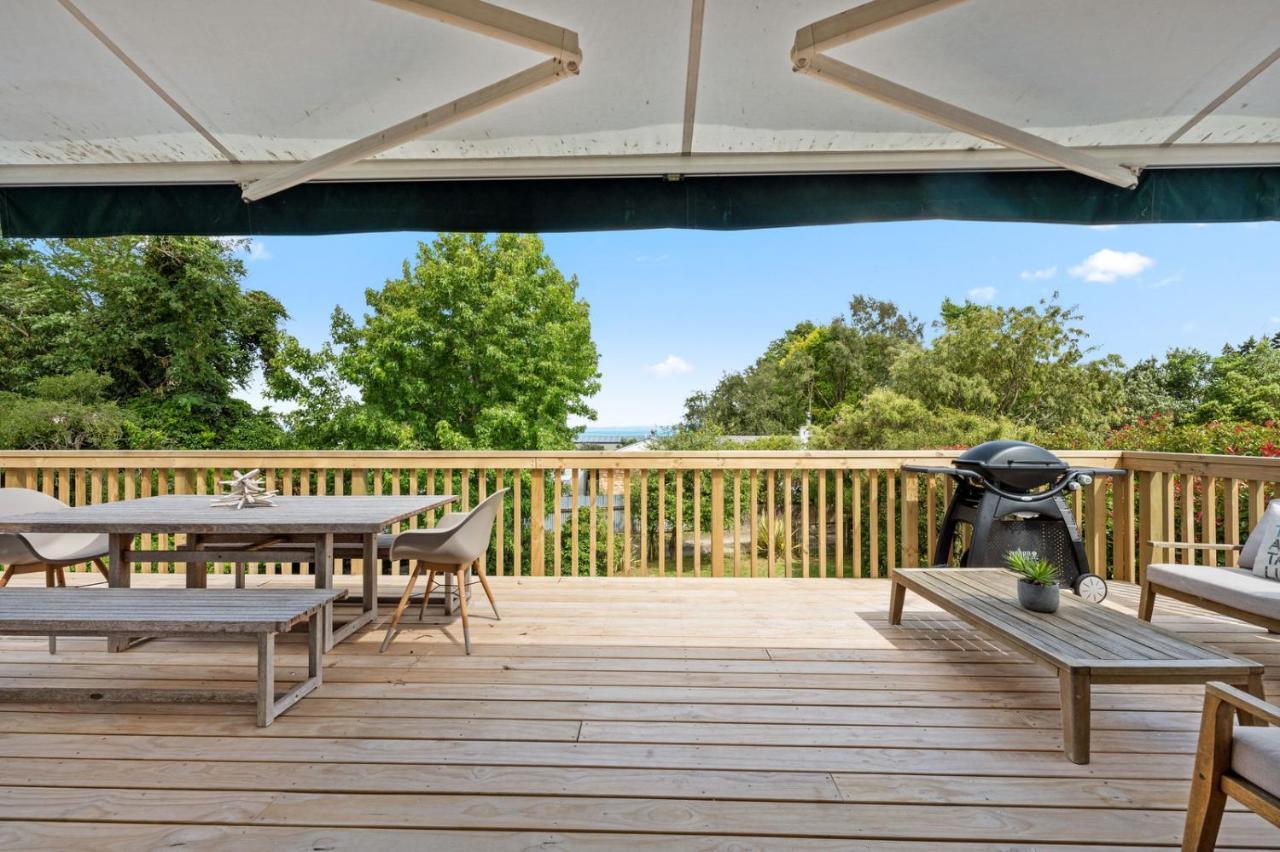 Waitahanui Lake House - Lake Taupo Holiday Home Buitenkant foto